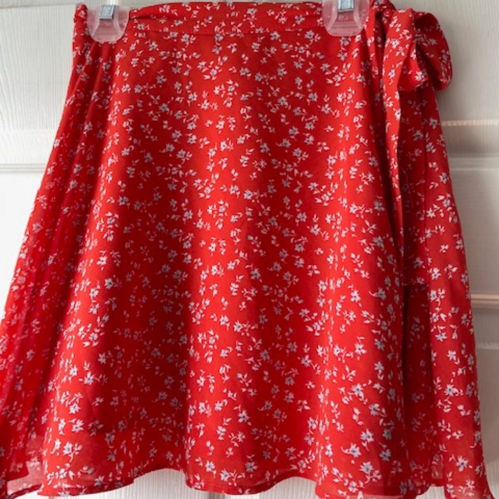 FOREVER 21 ORANGE FLORAL WRAP SKIRT